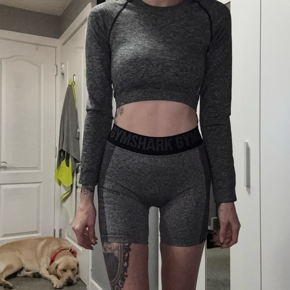 Gymshark workout outfit